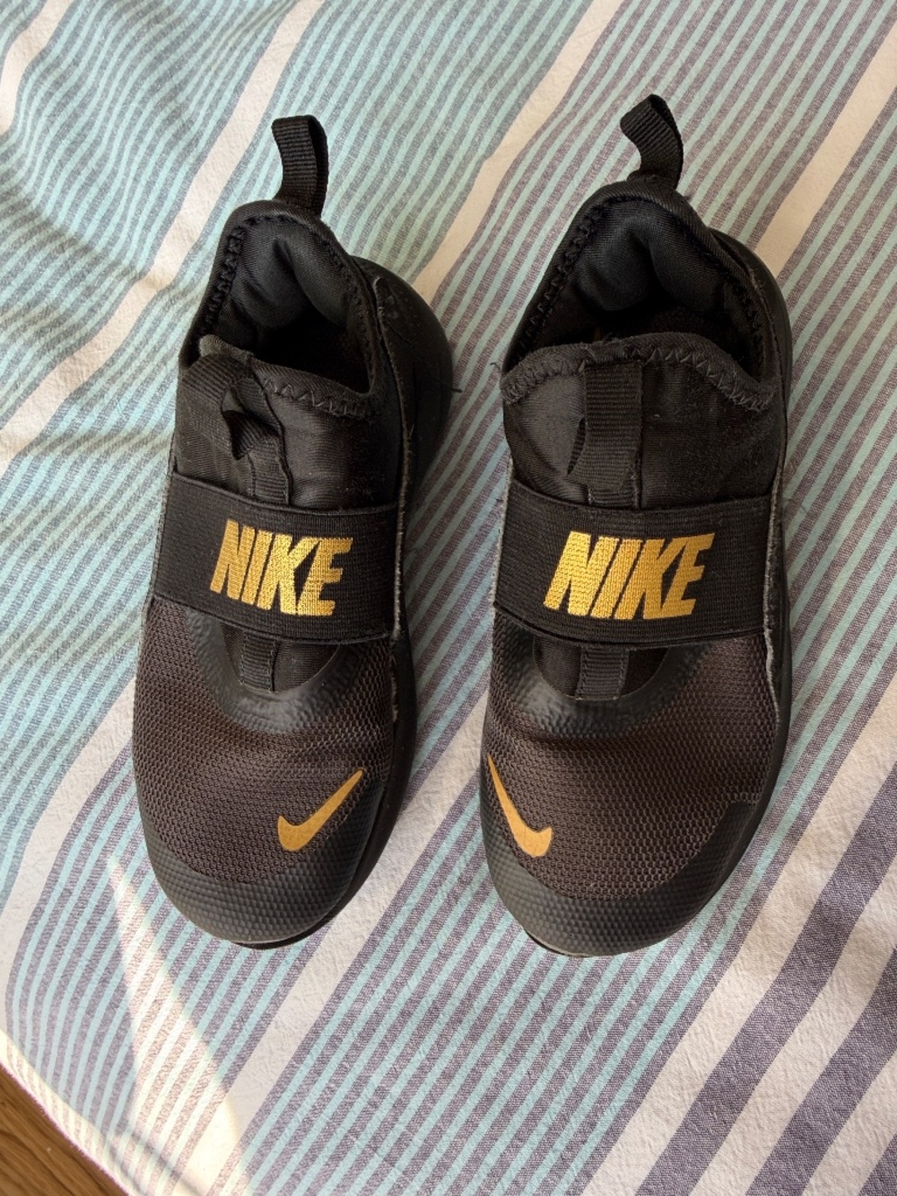 Kids Nike Flex Runner 4 Shoes
